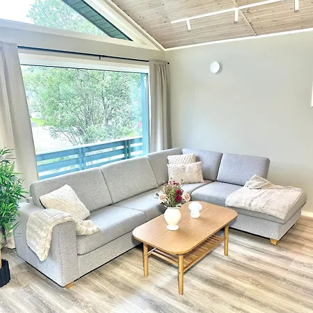 Kaldfjord Aurora New Floor *